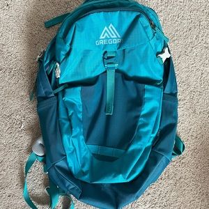 Gregory Sucia 28L backpack